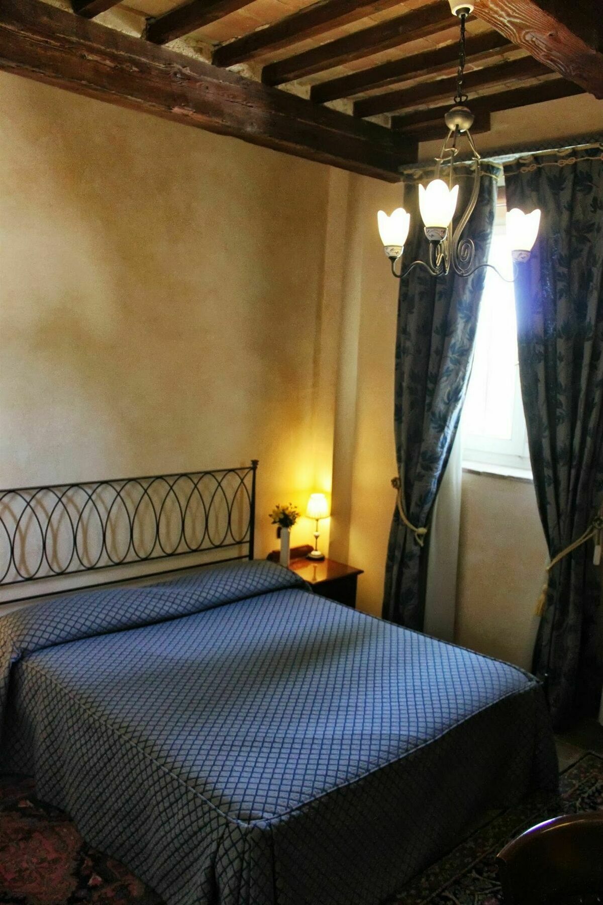 Castello Montegiove Hotel Fano Kültér fotó